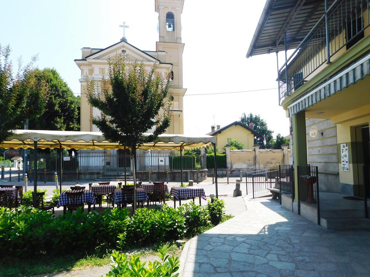Trattoria Due Citroni Hotel Casalgrasso Exterior foto